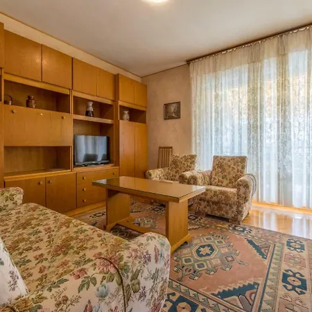 Apartment Antony 1 * Crikvenica