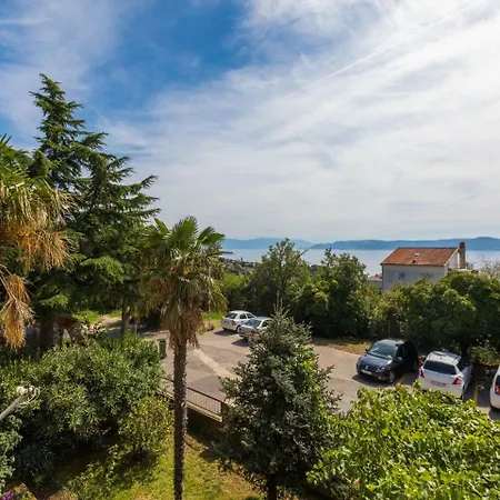 Apartment Antony 1 * Crikvenica