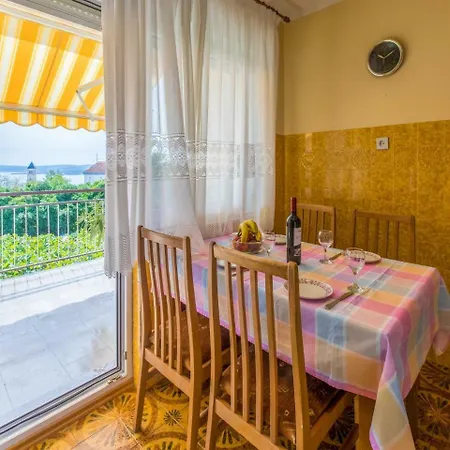 Apartment Apartment Antony 1 Crikvenica